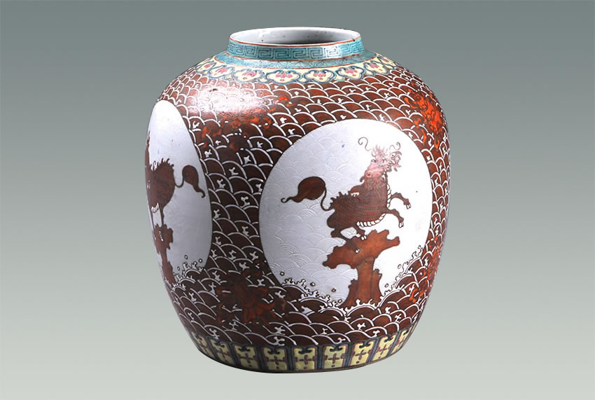 Light pastel dark carved auspicious pattern water tank